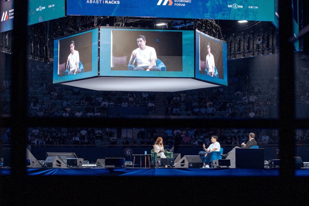 Foro Económico Madrid: Ode Capitalismo salvaje en 'Nueva Andorra': «¿Te gusta pagar impuestos?» | Negocio