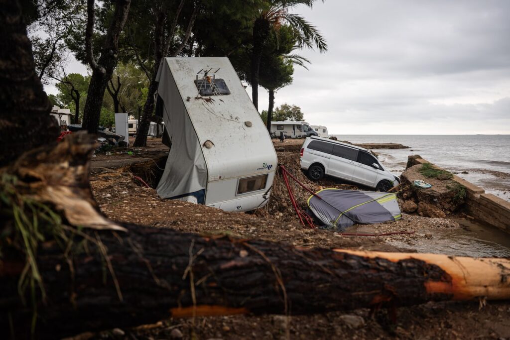 Diez vecinos de Alcanar se convierten en los primeros refugiados climáticos | Noticias de Cataluña